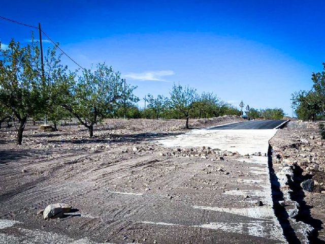 Izquierda Unida-Verdes denuncia la mala ejecución de las obras en el camino de Goñar de Puerto Lumbreras